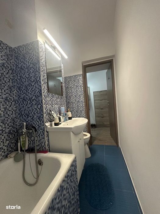 2 minute Medicina!!! 2 camere .. bloc izolat cu centrala