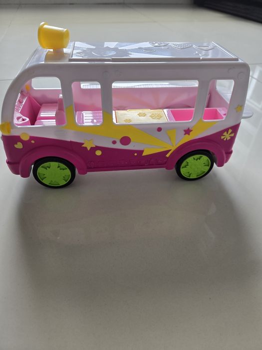 Сет различни играчки