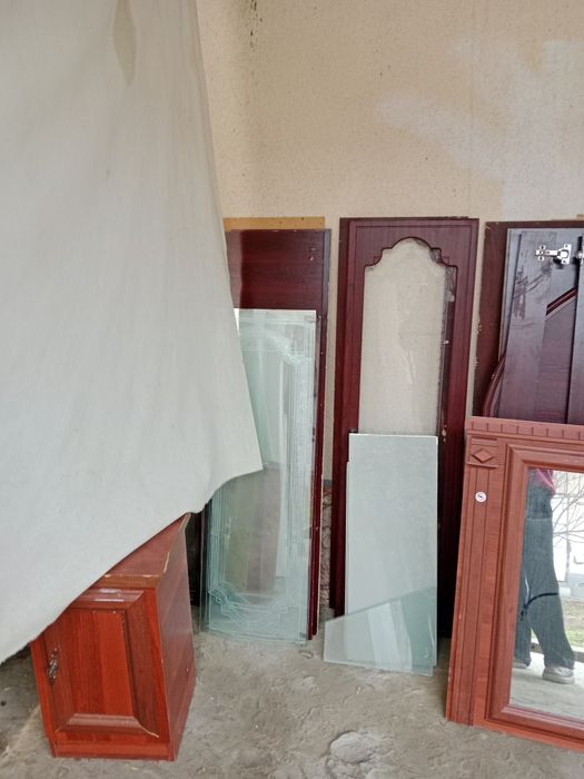 Мебел (без спалнего)стечка,шкаф,