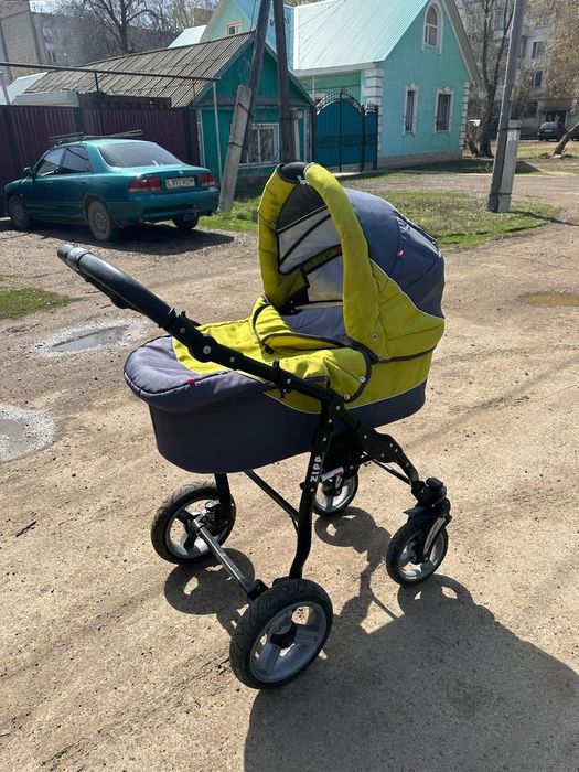 Коляска детская бу