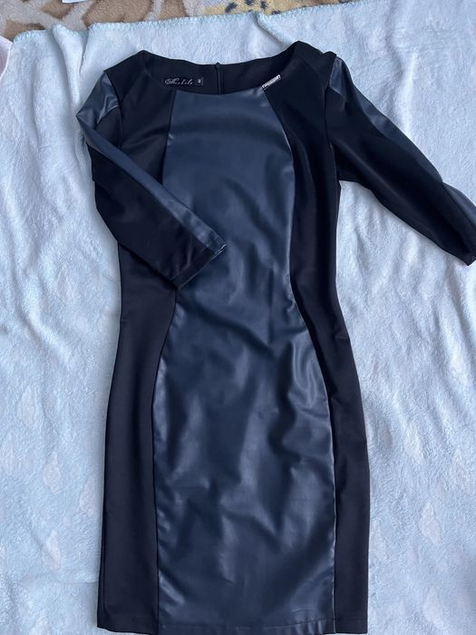 Женское платье