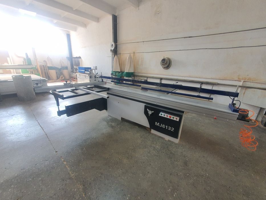 Сдам стол в мебельном цеху