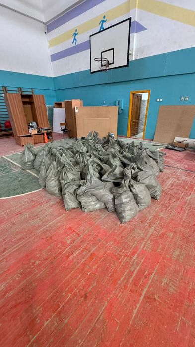 Вывоз мусора с грушяками и без.