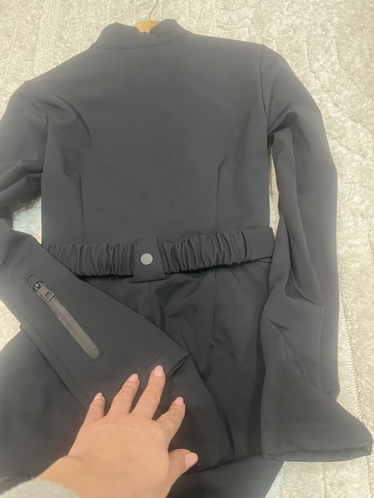 Zara ски гащеризон S разме