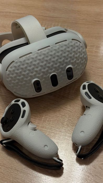 Продается Meta Quest 3 128GB
