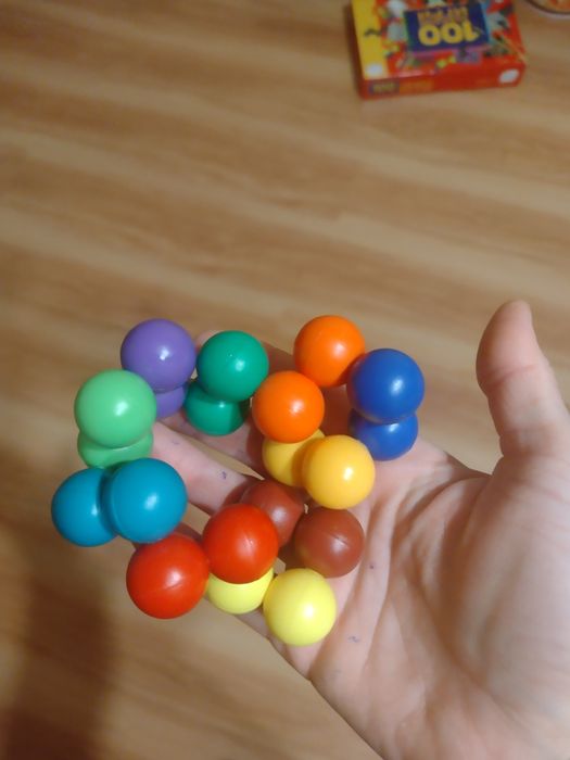 3D играчка - топки за декомпресия