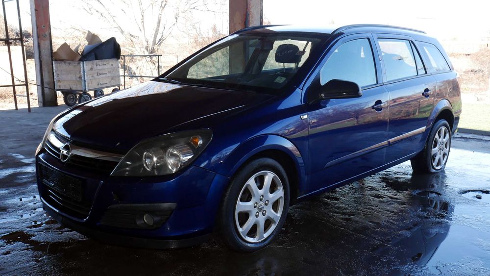 Opel Astra H (A04) от 2004 до 2014 година.