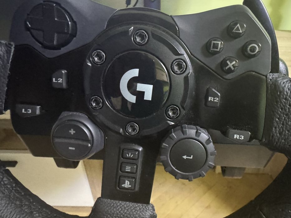 Продавам Logitech G923 волан