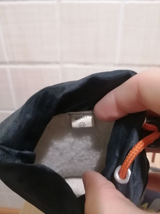 Резиновые сапоги продам