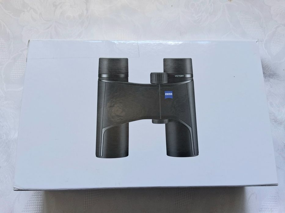 binoclu zeiss 8x25 victory pocket