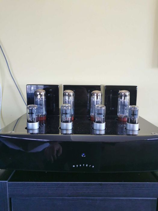 Премиум лампов усилвател Mystere PA21 by PrimaLuna – EL34 / KT88