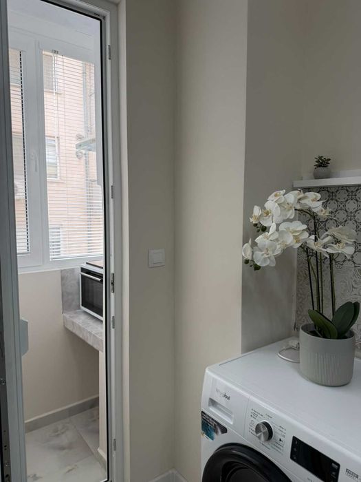 2-стаен апартамент, Широк център