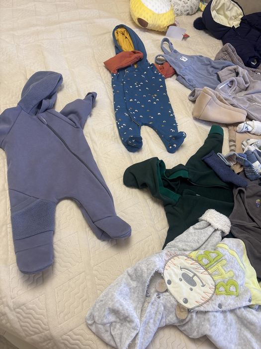 Продам Детские вещи, 15000