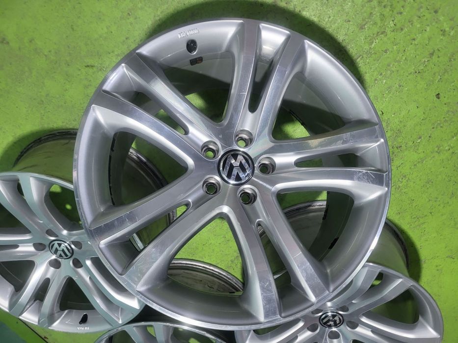 Алуминиеви джанти OEM 19" 5х112 9J ET33 Audi VW Skoda