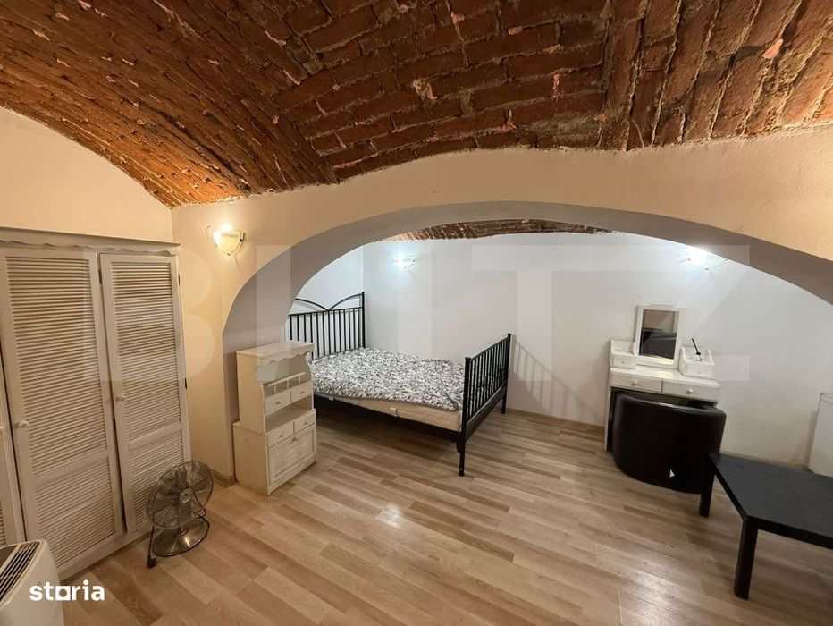 Apartament 2 camere, curte, ultracentral, 42MP