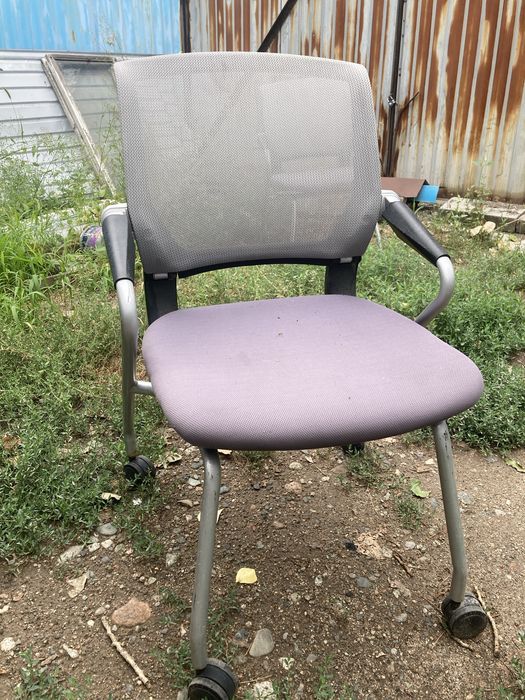 Продам офисное кресло
