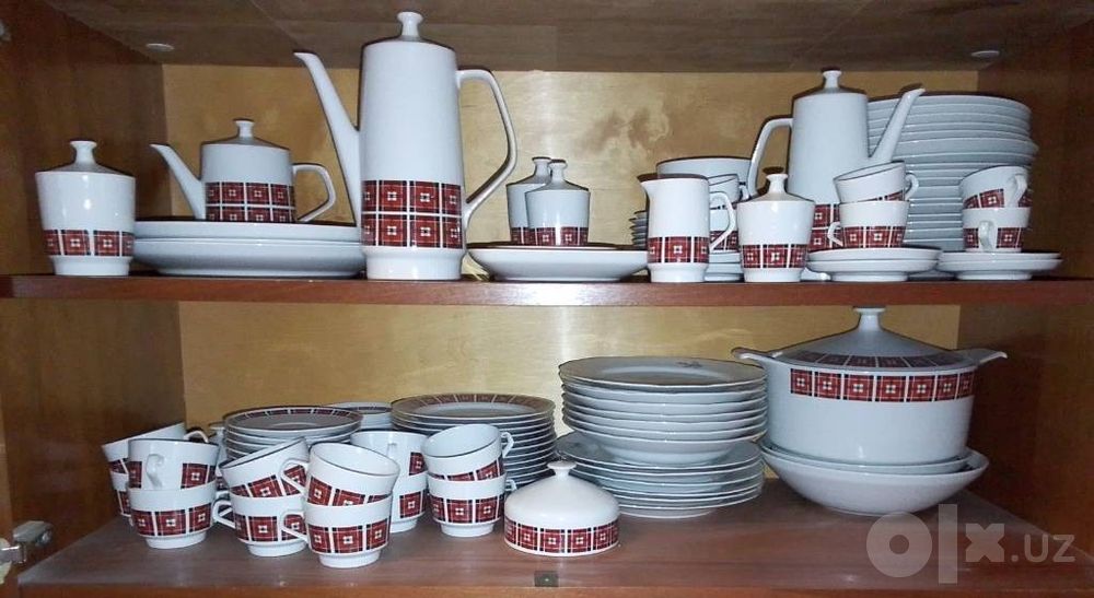 Огромный немецкий фарфоровый сервиз Colditz ГДР, 105 предметов