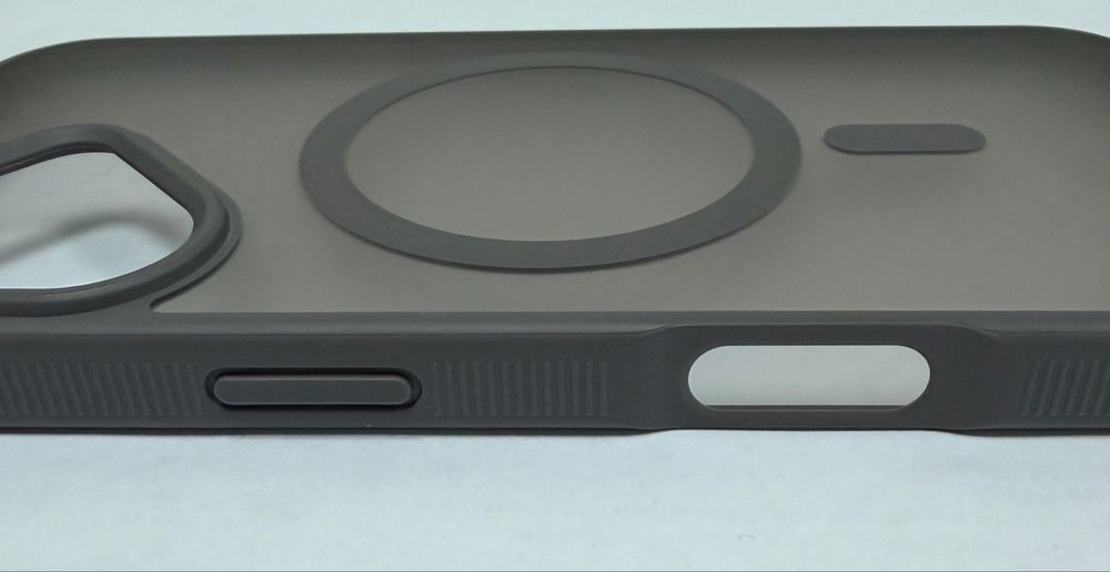 Чехол на Iphone 17