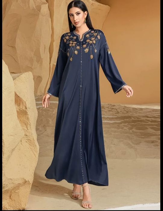 Вечернее платье с