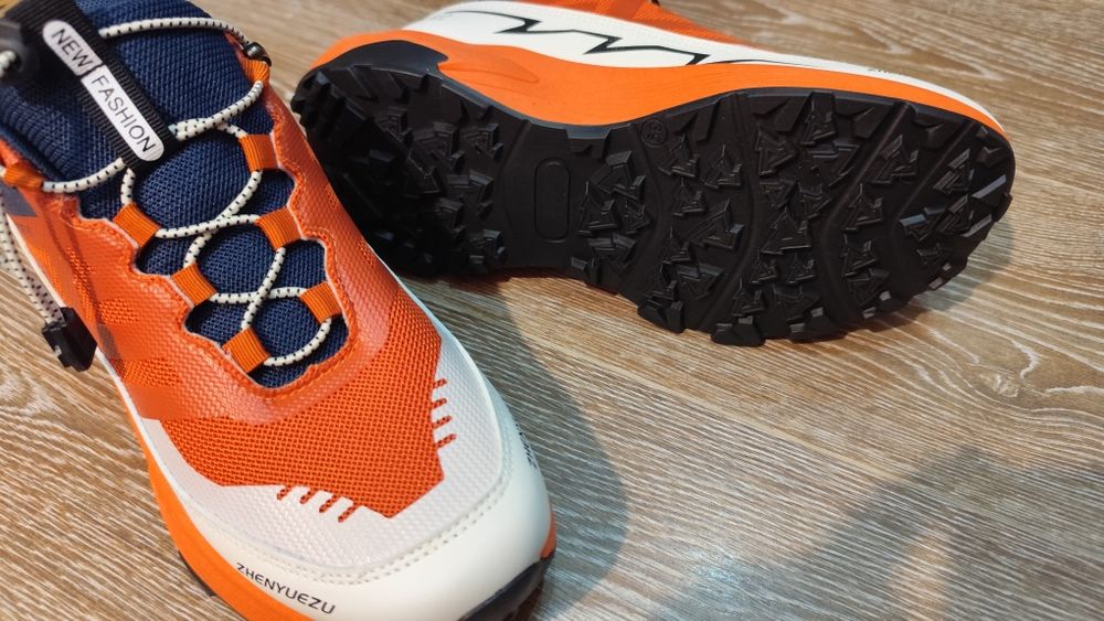 Кроссовки мужские