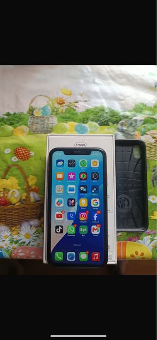 Vand iphone xr stare perfecta
