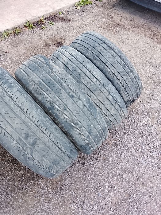 Продам шины Б/У 15,235,75.