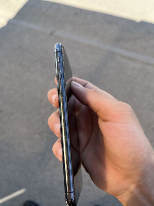 iPhone x 64гигов