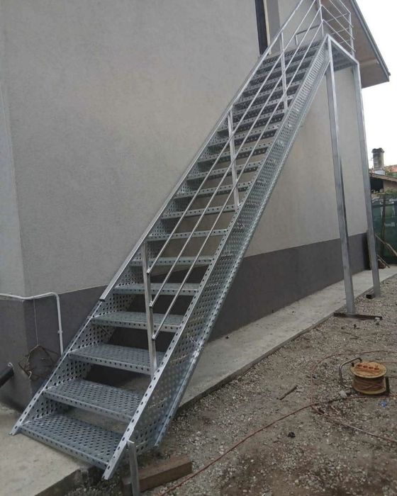 Scari metalice zincata