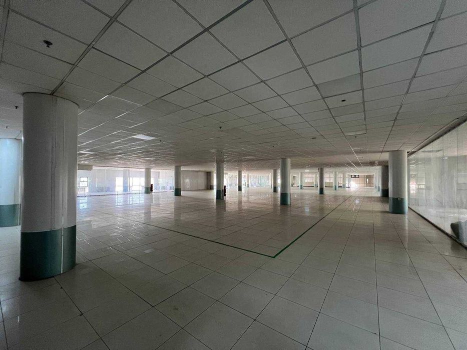 Аренда Торговая площадь 2 200 м² | ЧОРСУ | У МЕТРО (RG)