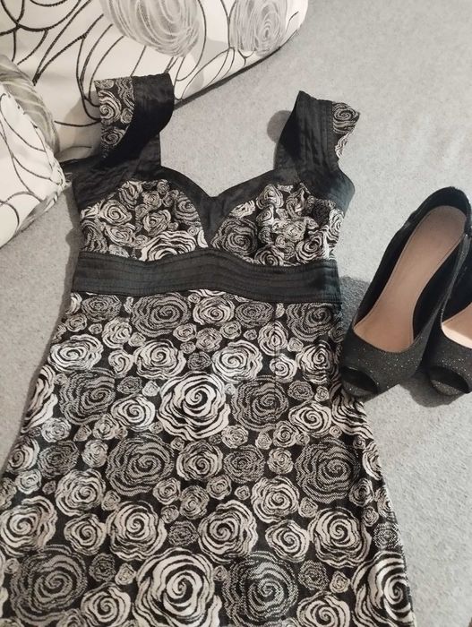 Нова рокля XS/S еластична материя