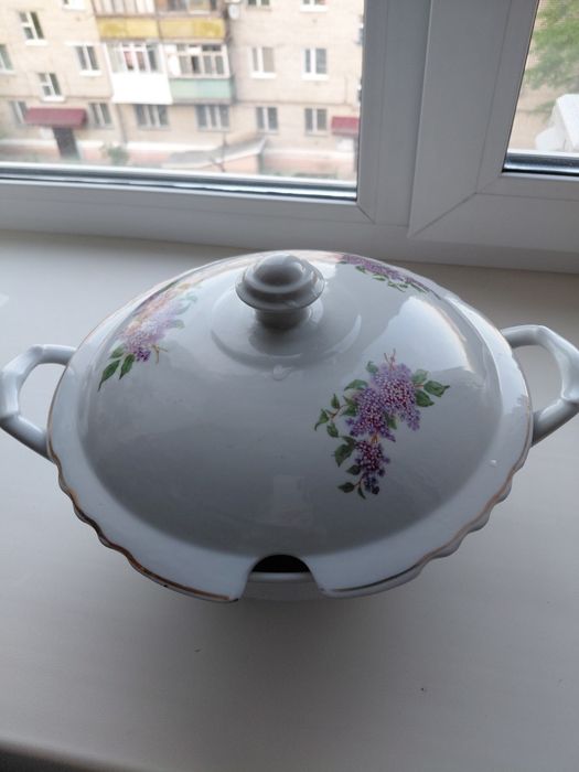 Продам супницу Советскую