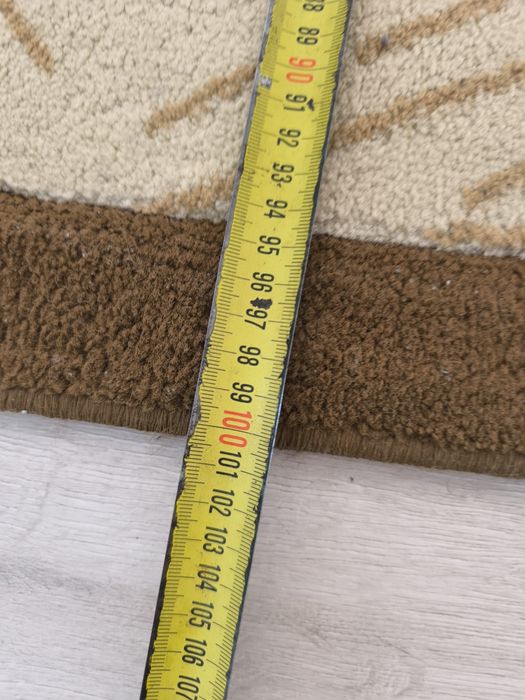 Vând covor  hol  nuanțe  de bej și maro