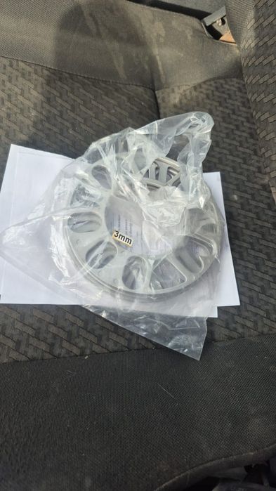 Продам проставки уневерсальные и домики