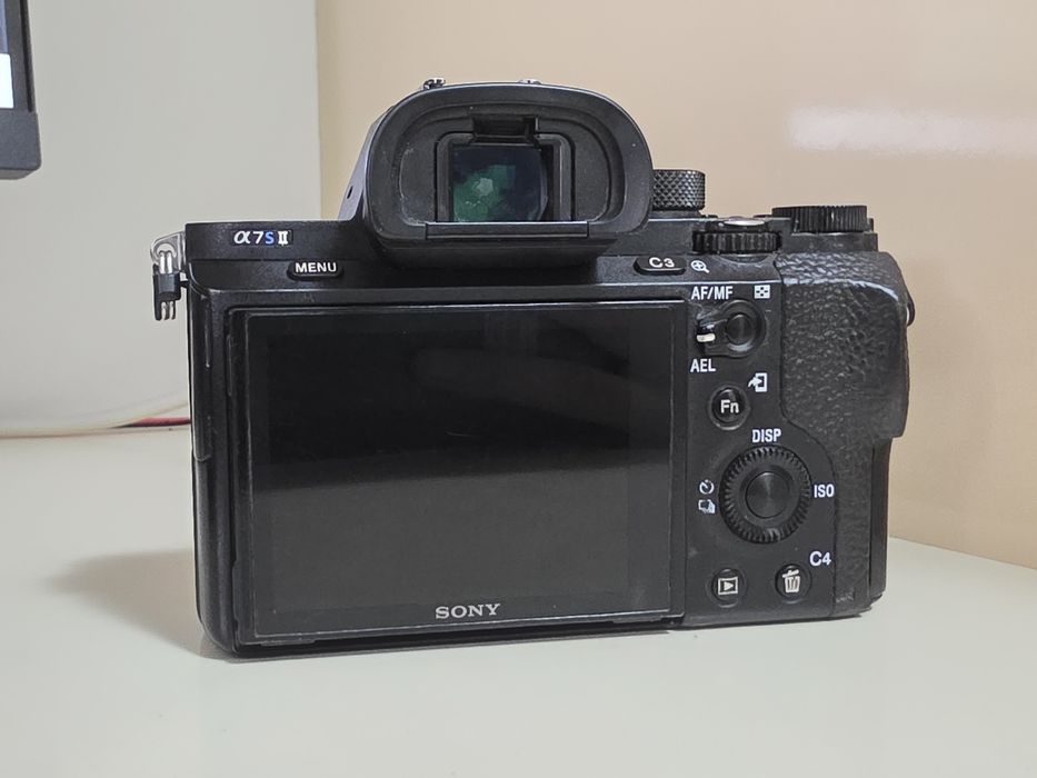 Sony a7S2 Body sotiladi