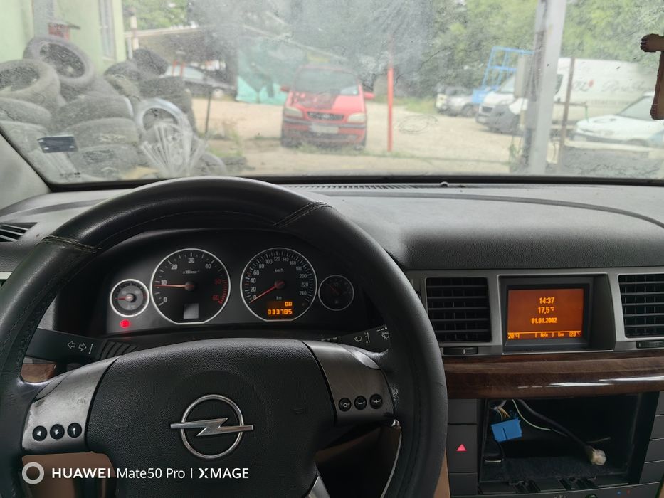 Продавам на части опел вектра ц