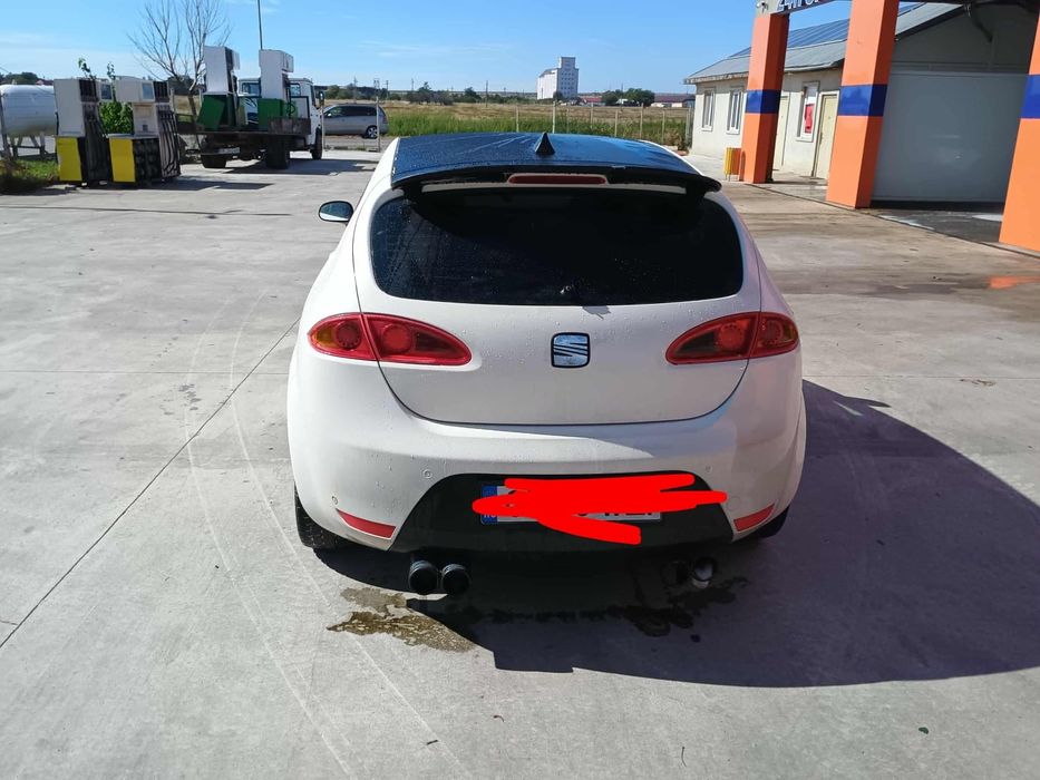 Vând seat Leon FR