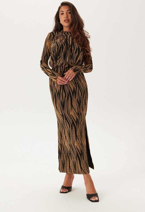 Нова рокля блестяща рокля