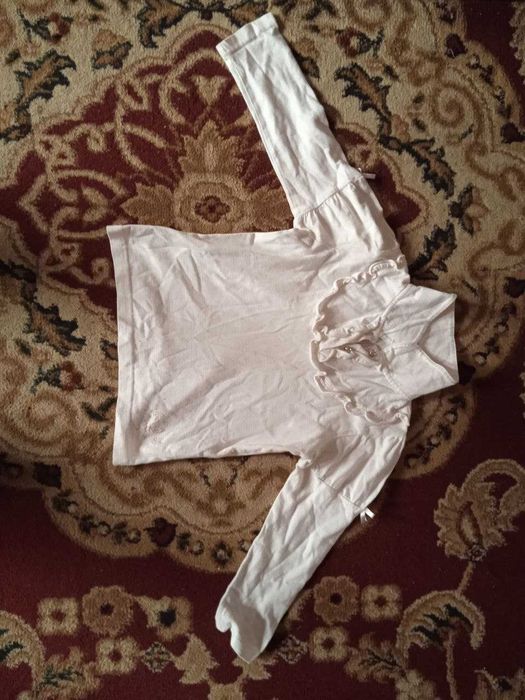 Продаю детскую одежду на детей 3-5 лет