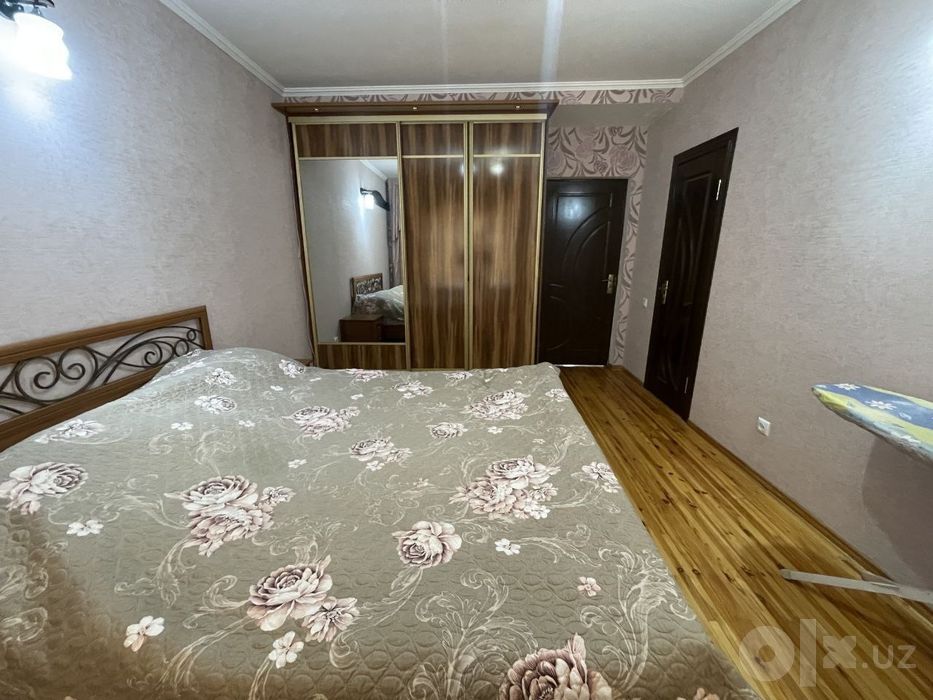 Chilonzor Farxod bozori Oldida 2xonali kvartira ijaraga beriladi