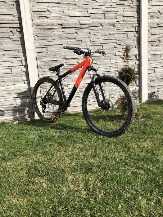 Vand piese bicicleta bune unele sunt noi