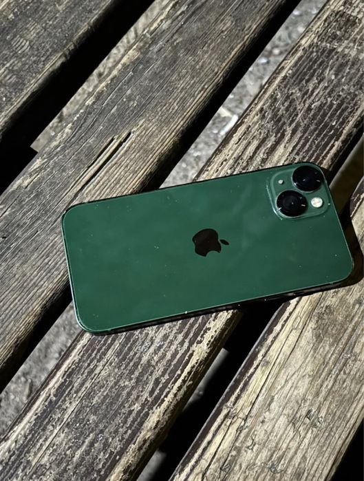 Продам iphone 13