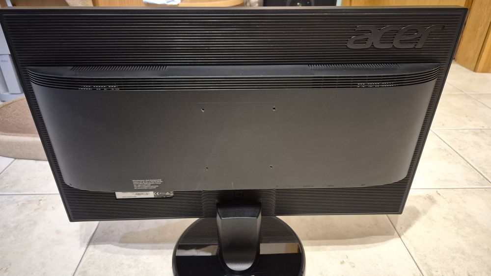 Продавам монитор ACER  K272HUL ,  27 инча ,QHD  2560x1440