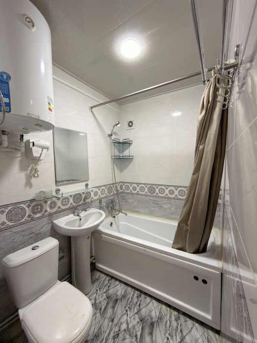 Продаётся уютная 2-комнатная квартира на 1 этаже.