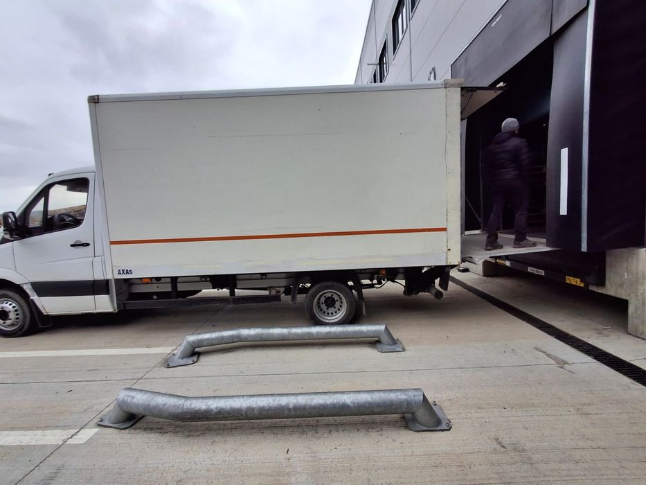 Mercedes sprinter cu lift