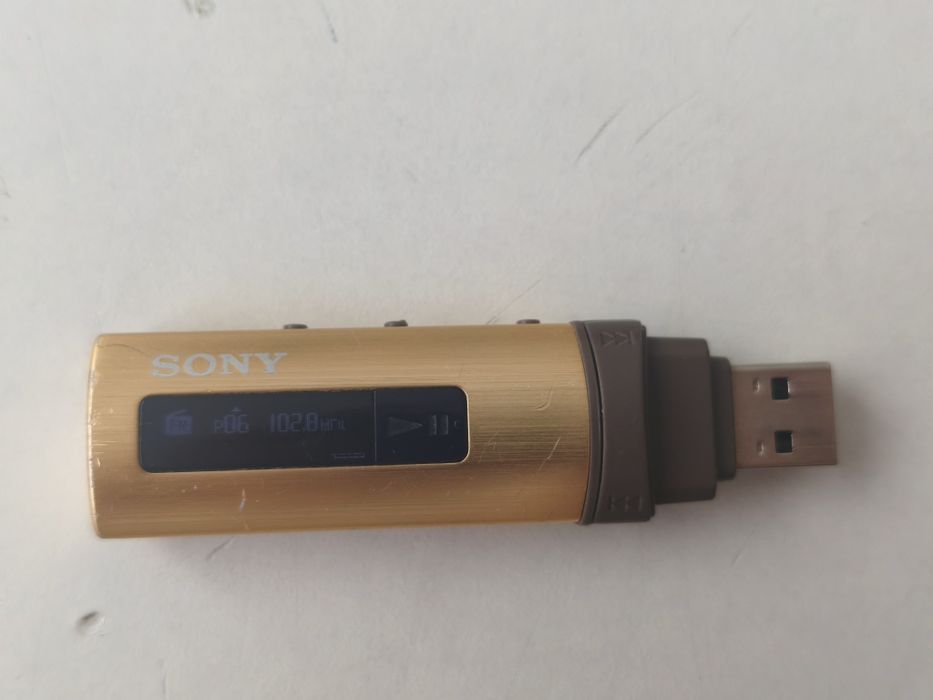 Продам sony walkman mp3
