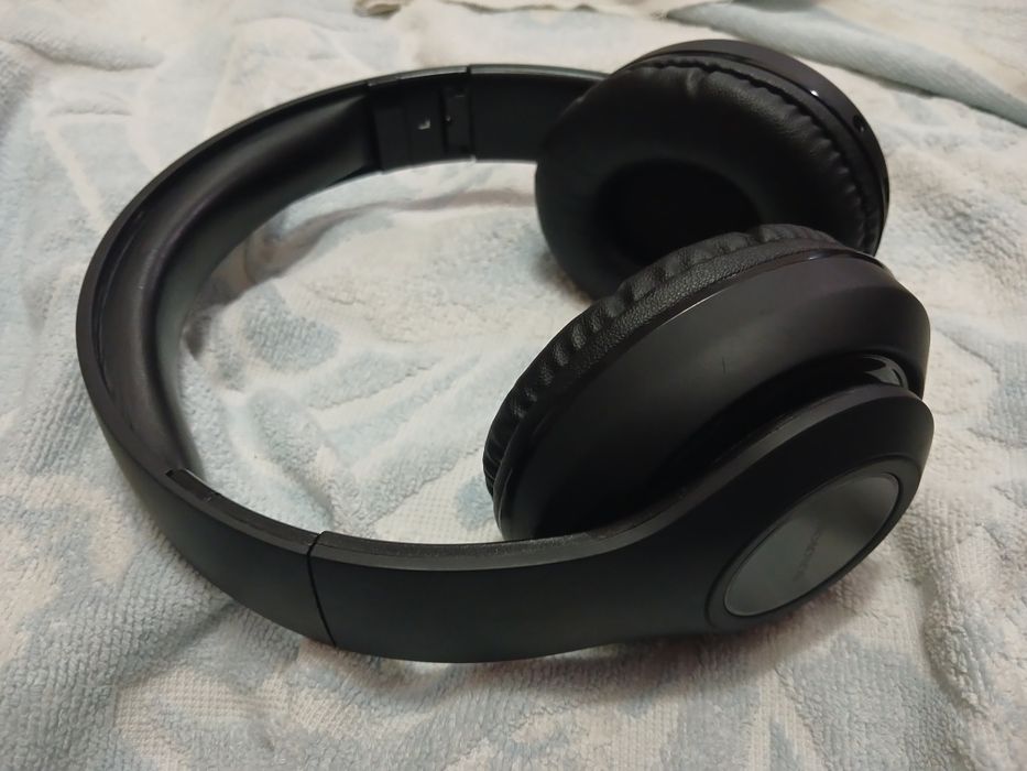 Продаю наушники беспроводной