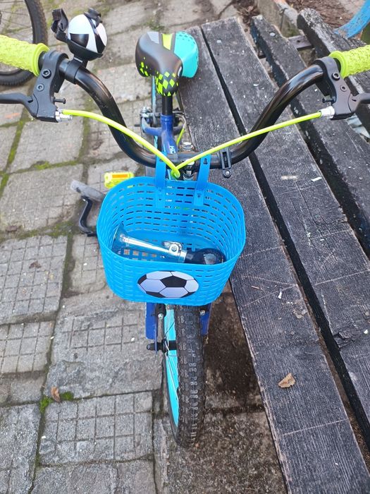 Детско колело с помощни колела