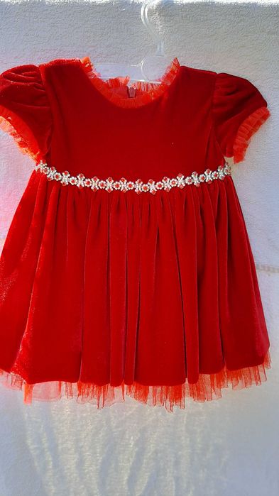 Rochita de catifea, superba, marimea 68.