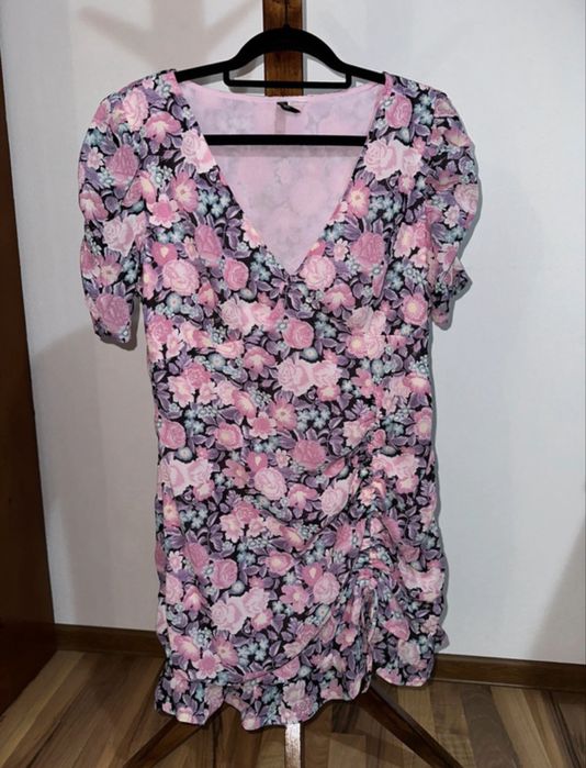 Rochie Florală Roz H&M marimea XL