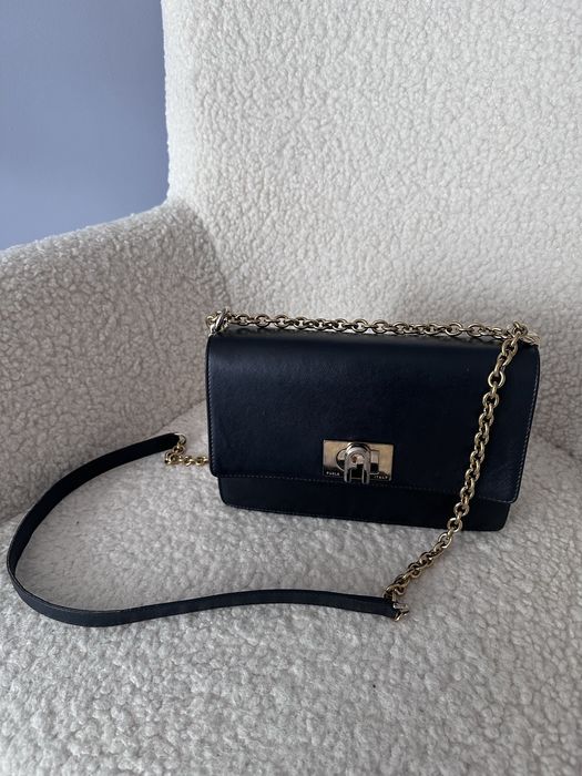 Черна дамска чанта Furla 1927